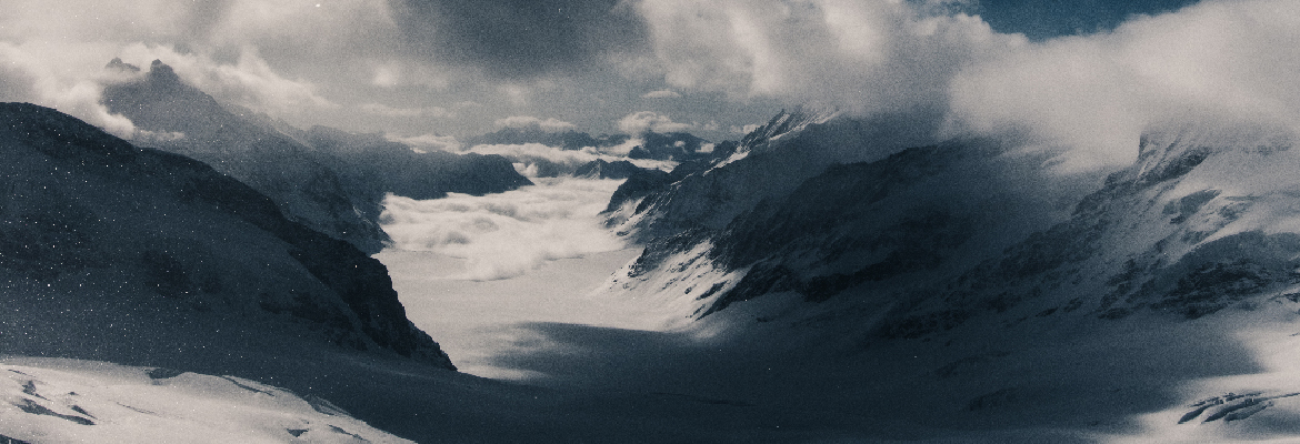 clouds and mountains