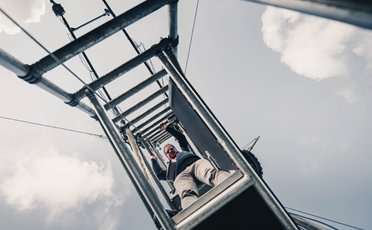 Urban eddy covariance flux measurements