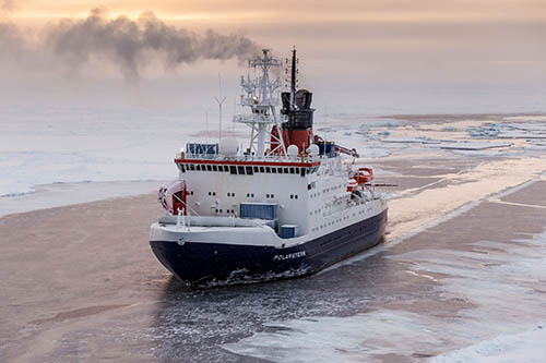 Das deutsche Forschungsschiff Polarstern