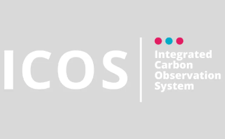 ICOS logo rgb white
