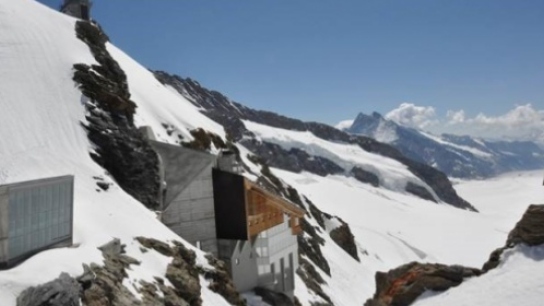 Snowy mountains at Jungfraujoch