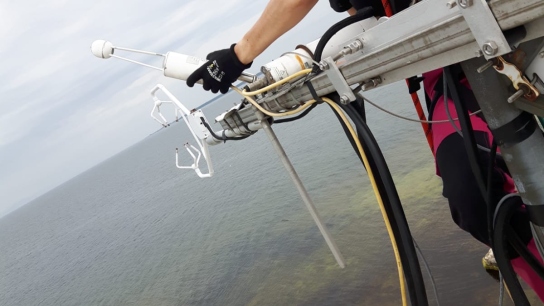 Lucia Gutiérrez Loza atop the measuring tower
