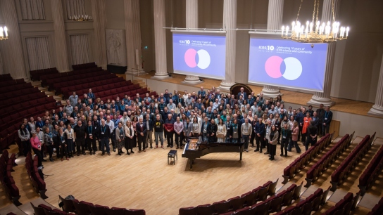 Group photo of ICOS 10 participants